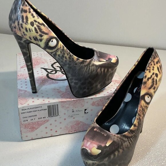 IRON FISTsize 38 or 7.5  DONT P*SSY FOOT PLATFORM HEELS like new - no box - Picture 1 of 3